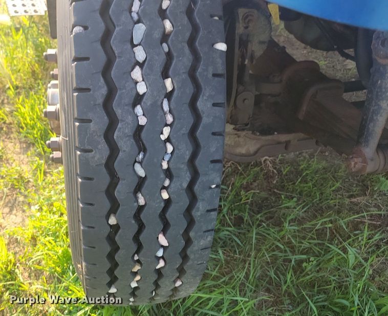 image for item OD9584 2005 International  7400 6x4 dump truck