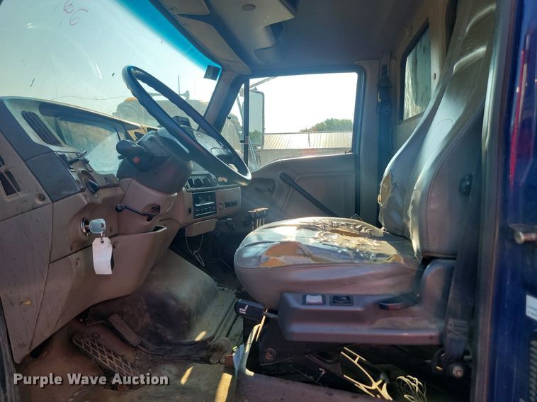 image for item OD9585 2004 Sterling LT7500 dump truck