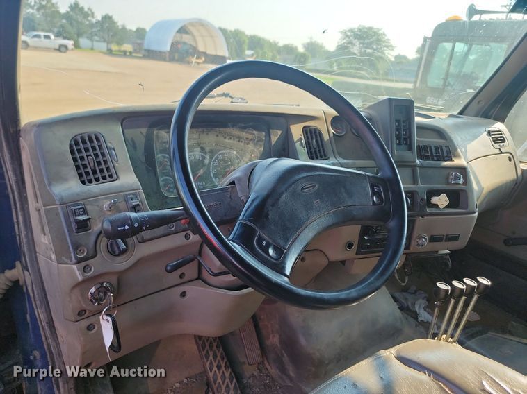 image for item OD9585 2004 Sterling LT7500 dump truck