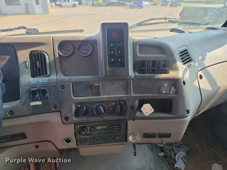 image for item OD9585 2004 Sterling LT7500 dump truck