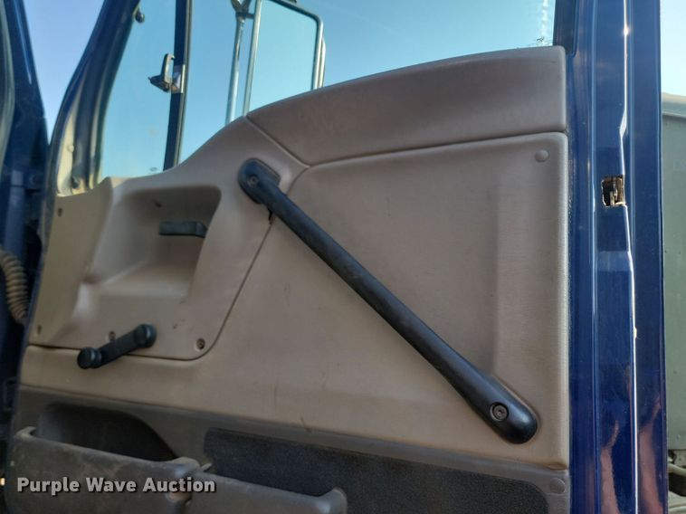 image for item OD9585 2004 Sterling LT7500 dump truck