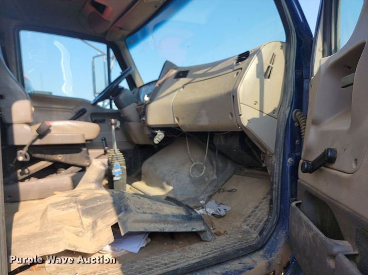 image for item OD9585 2004 Sterling LT7500 dump truck