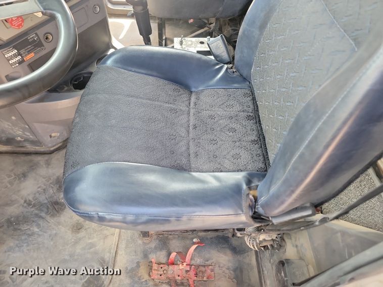 image for item OD9601 2012 Mack CXU613 semi truck