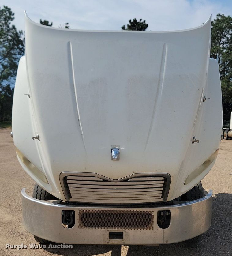 image for item OD9601 2012 Mack CXU613 semi truck