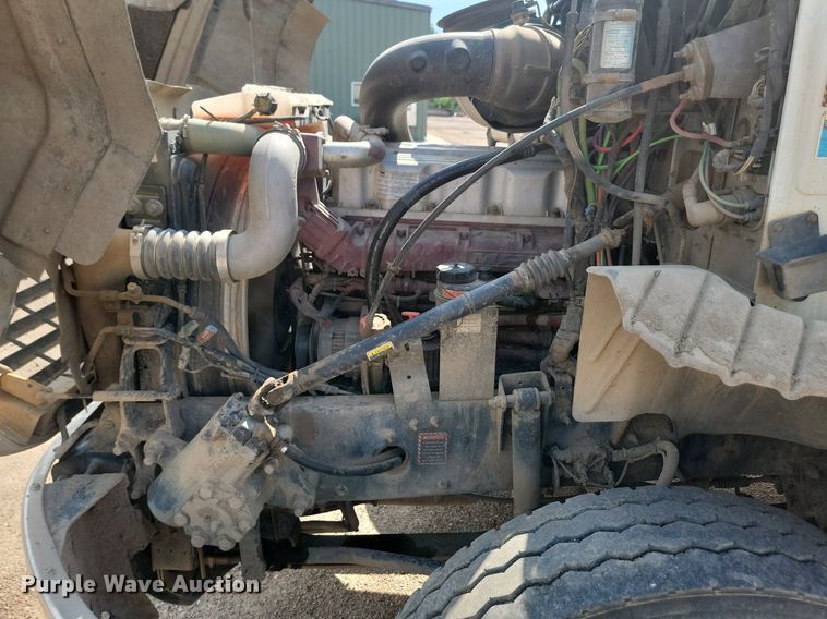 image for item OD9601 2012 Mack CXU613 semi truck