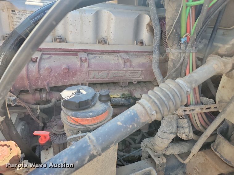 image for item OD9601 2012 Mack CXU613 semi truck