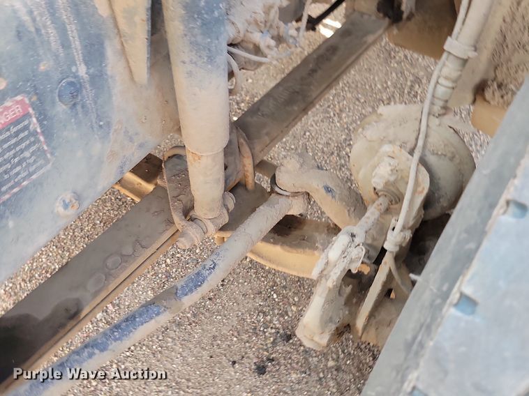 image for item OD9601 2012 Mack CXU613 semi truck