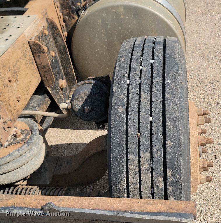 image for item OD9601 2012 Mack CXU613 semi truck