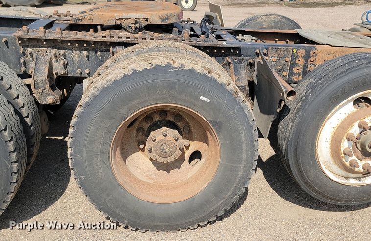 image for item OD9601 2012 Mack CXU613 semi truck