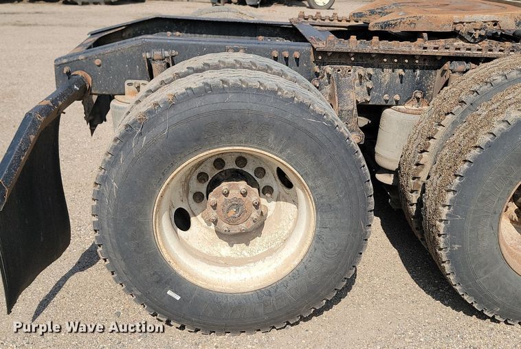 image for item OD9601 2012 Mack CXU613 semi truck