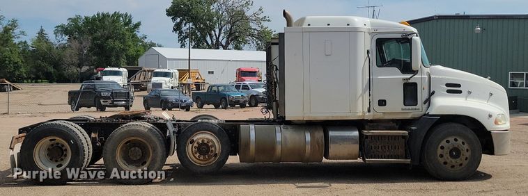 image for item OD9602 2012 Mack CXU613 semi truck