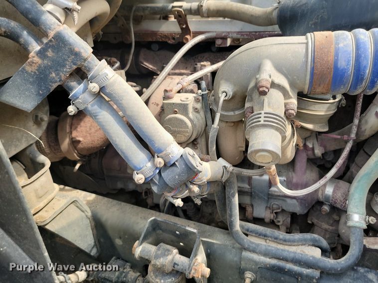 image for item OD9602 2012 Mack CXU613 semi truck