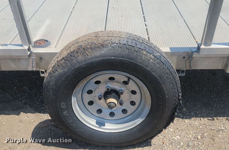 image for item OD9603 2015 Featherlite  utility trailer