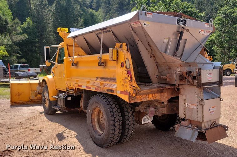 image for item OD9610 1995 International  4700  dump truck
