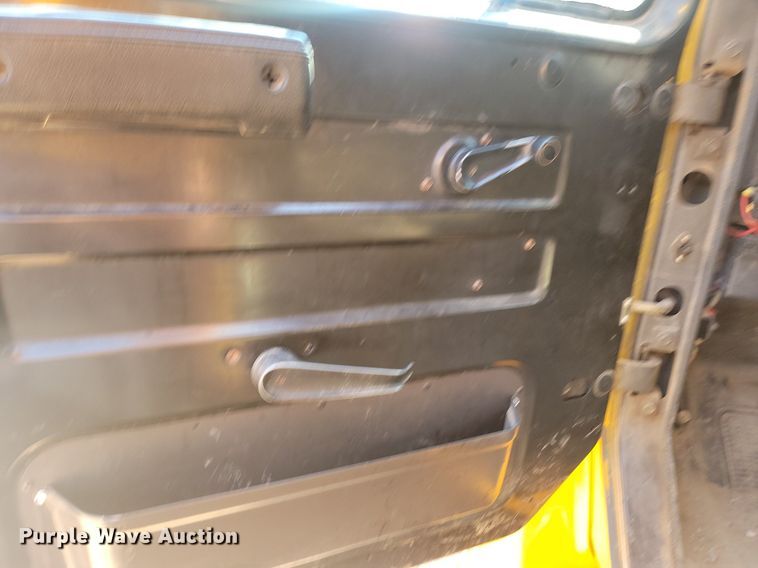 image for item OD9610 1995 International  4700  dump truck