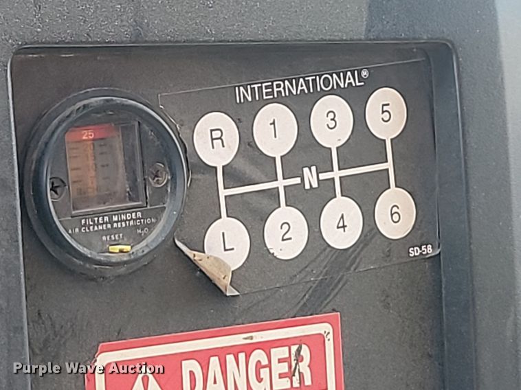 image for item OD9610 1995 International  4700  dump truck