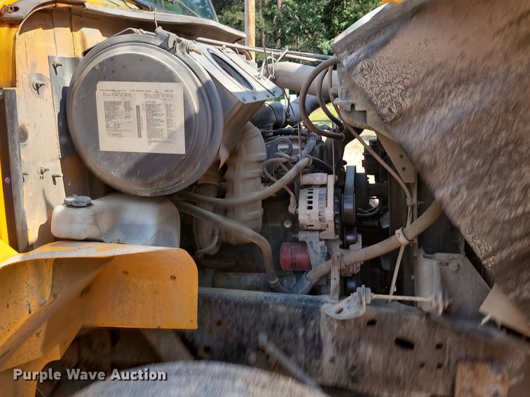 image for item OD9610 1995 International  4700  dump truck