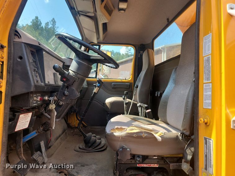 image for item OD9611 1998 International 2554 6x4 dump truck