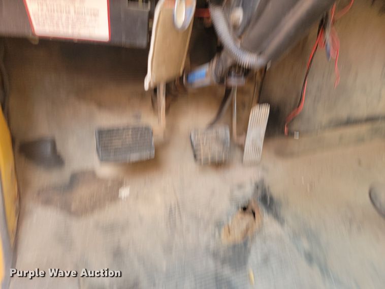 image for item OD9611 1998 International 2554 6x4 dump truck