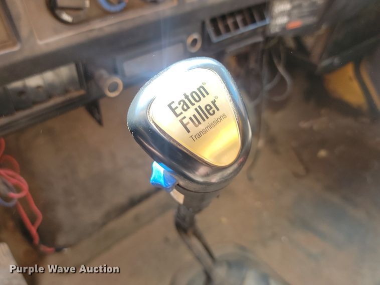 image for item OD9611 1998 International 2554 6x4 dump truck