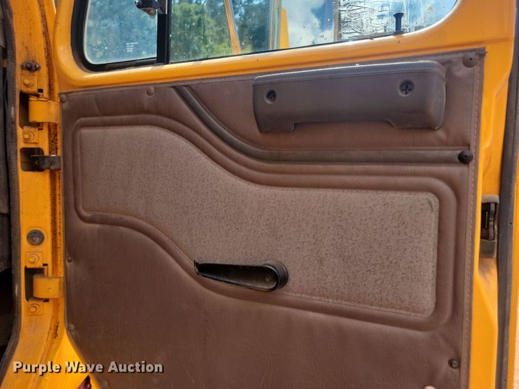 image for item OD9611 1998 International 2554 6x4 dump truck