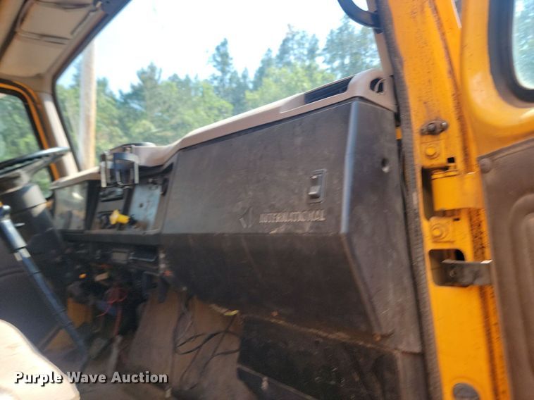 image for item OD9611 1998 International 2554 6x4 dump truck