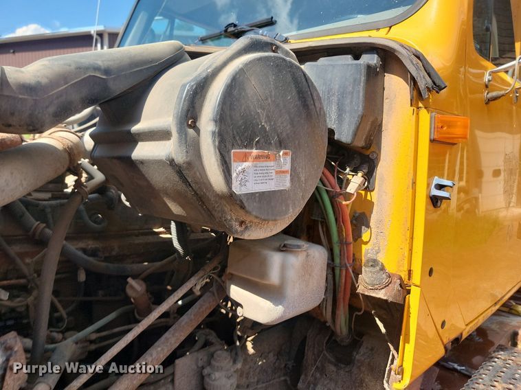 image for item OD9611 1998 International 2554 6x4 dump truck