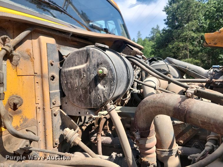 image for item OD9611 1998 International 2554 6x4 dump truck