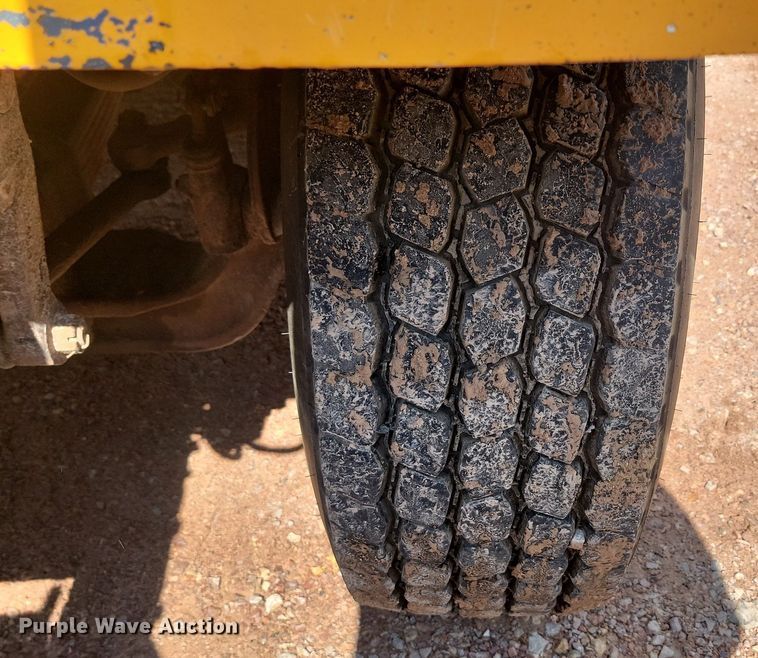 image for item OD9611 1998 International 2554 6x4 dump truck