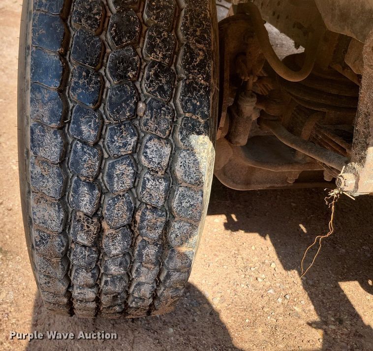 image for item OD9611 1998 International 2554 6x4 dump truck