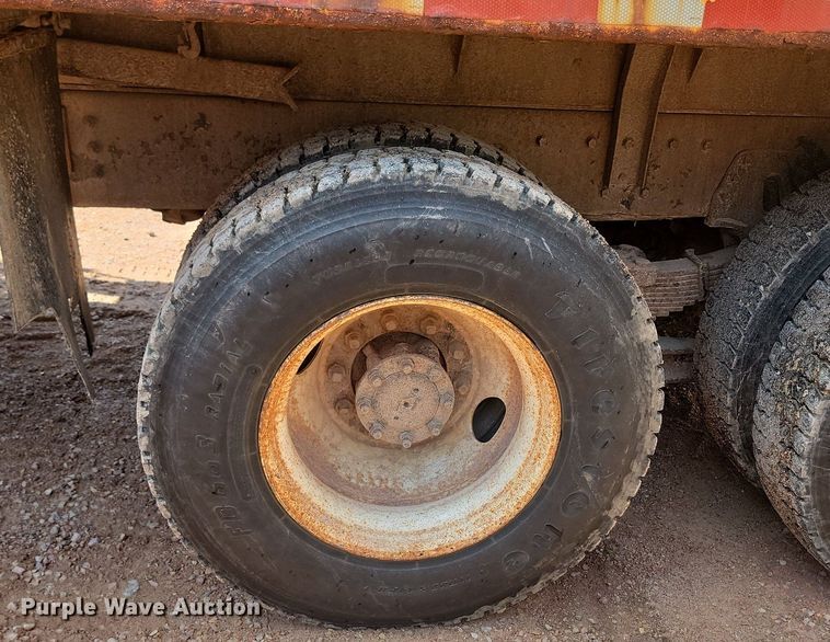 image for item OD9611 1998 International 2554 6x4 dump truck