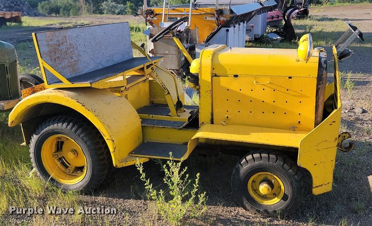 image for item OD9614 1955 Clark  FCT40-RS tug