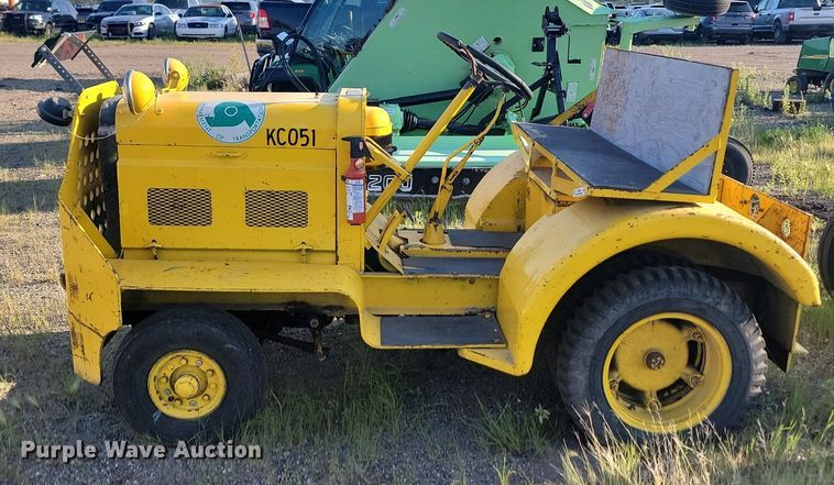 image for item OD9614 1955 Clark  FCT40-RS tug