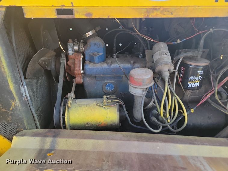 image for item OD9614 1955 Clark  FCT40-RS tug