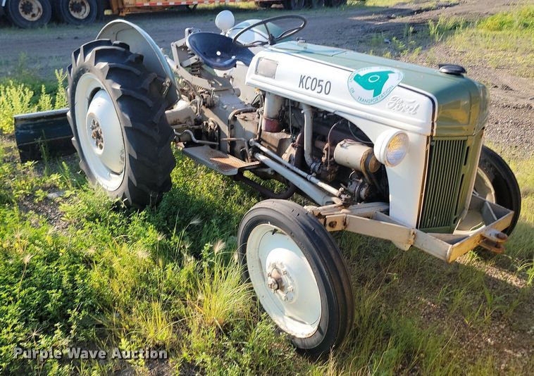 image for item OD9615 Ford  tractor