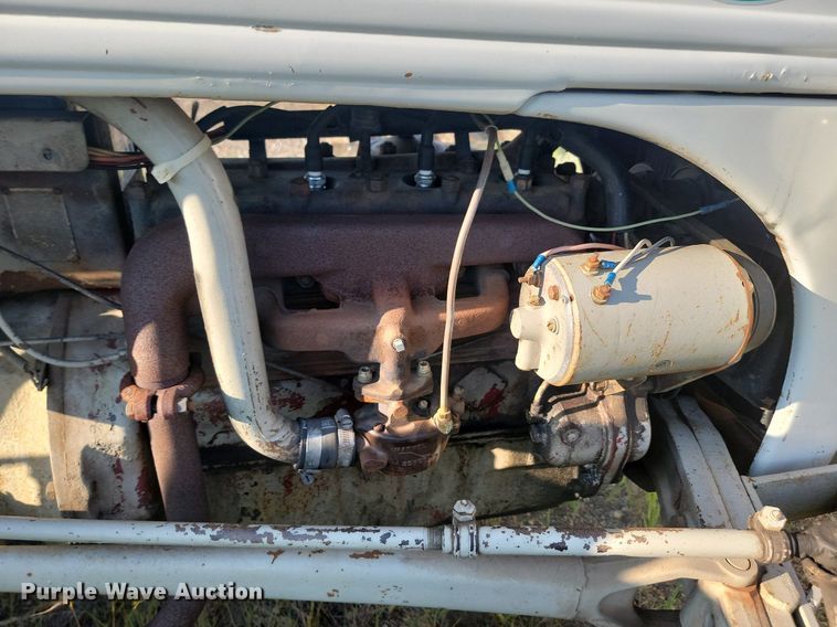 image for item OD9615 Ford  tractor