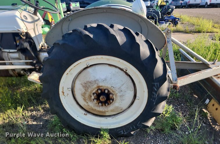 image for item OD9615 Ford  tractor