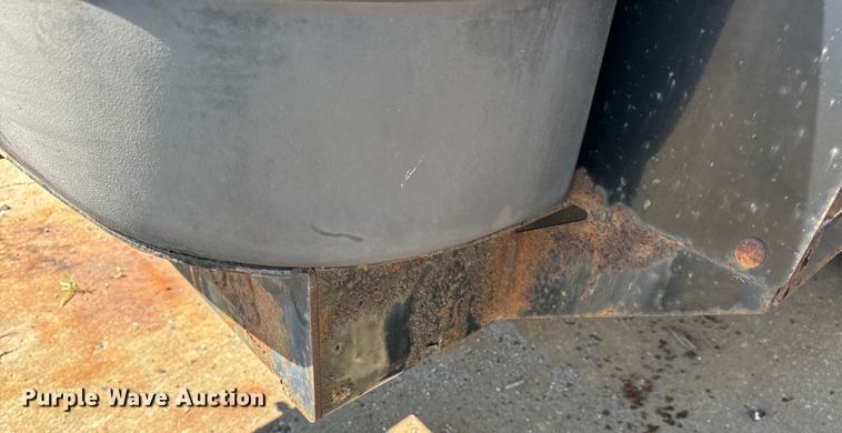 image for item OF9808 2008 Vermeer BC1500 wood chipper