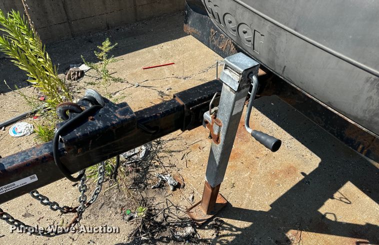 image for item OF9808 2008 Vermeer BC1500 wood chipper