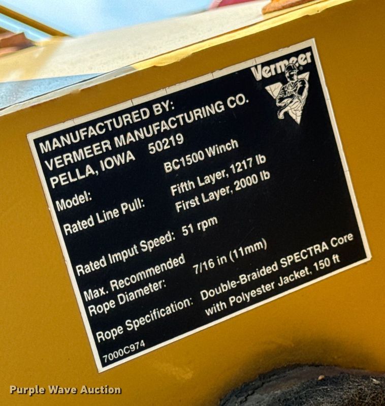 image for item OF9808 2008 Vermeer BC1500 wood chipper