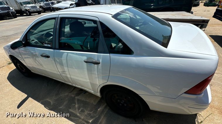 image for item OF9813 2007 Ford Focus SE 