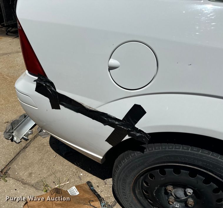 image for item OF9813 2007 Ford Focus SE 