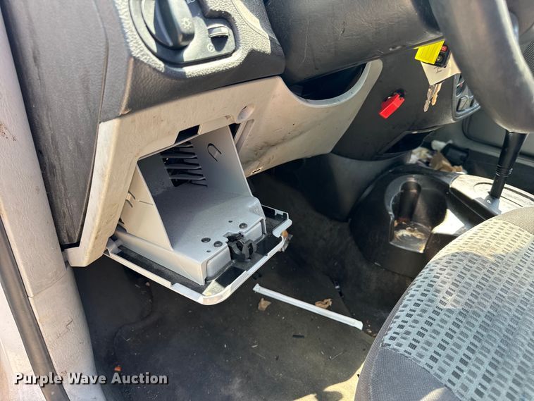 image for item OF9813 2007 Ford Focus SE 