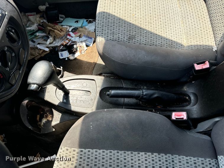 image for item OF9813 2007 Ford Focus SE 