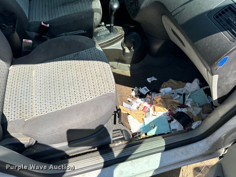 image for item OF9813 2007 Ford Focus SE 