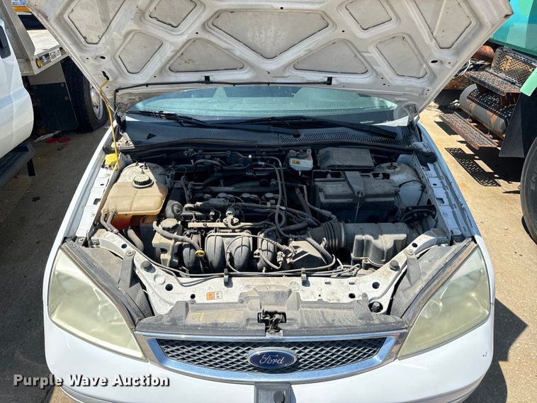 image for item OF9813 2007 Ford Focus SE 