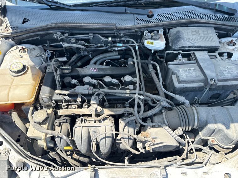 image for item OF9813 2007 Ford Focus SE 