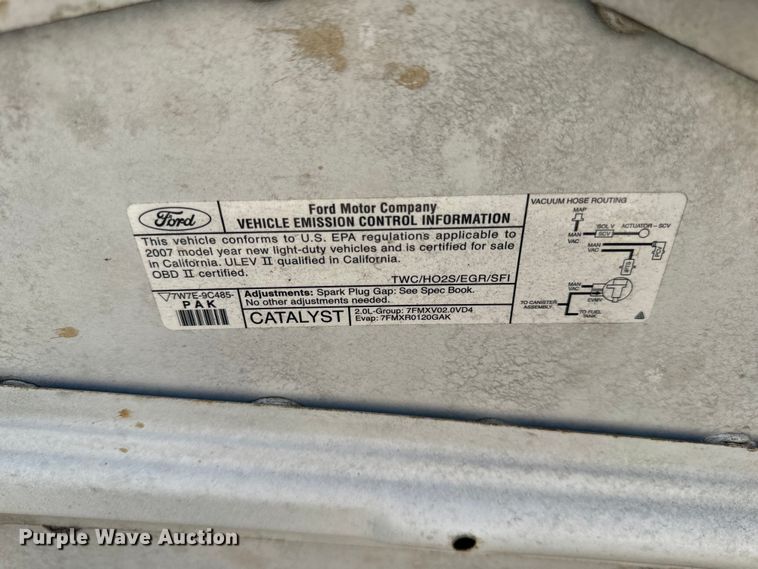 image for item OF9813 2007 Ford Focus SE 