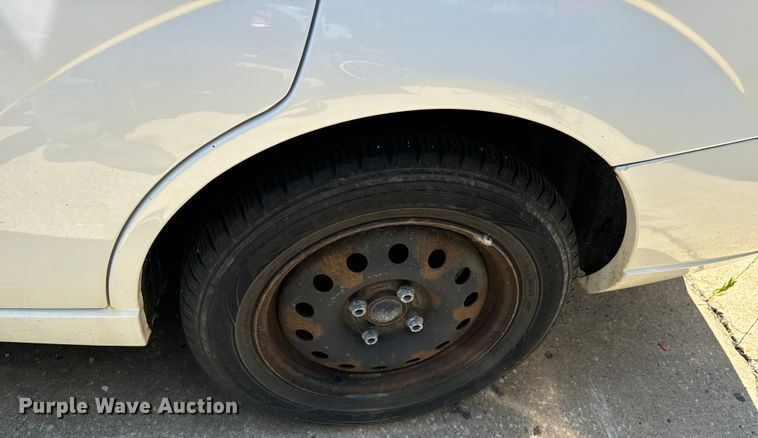 image for item OF9813 2007 Ford Focus SE 