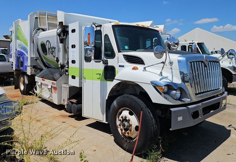 image for item OF9815 2011 International  7300 refuse truck